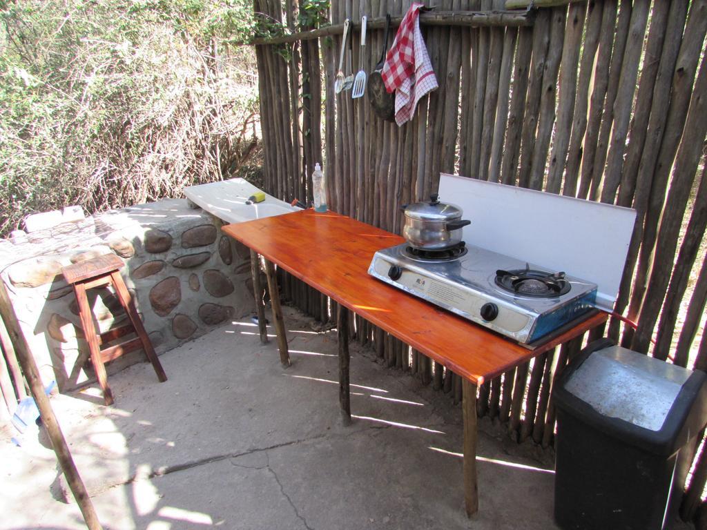 הודספרויט Amanzimlotzi Riverside Bush Camp מראה חיצוני תמונה