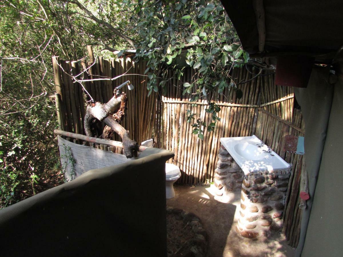 הודספרויט Amanzimlotzi Riverside Bush Camp מראה חיצוני תמונה