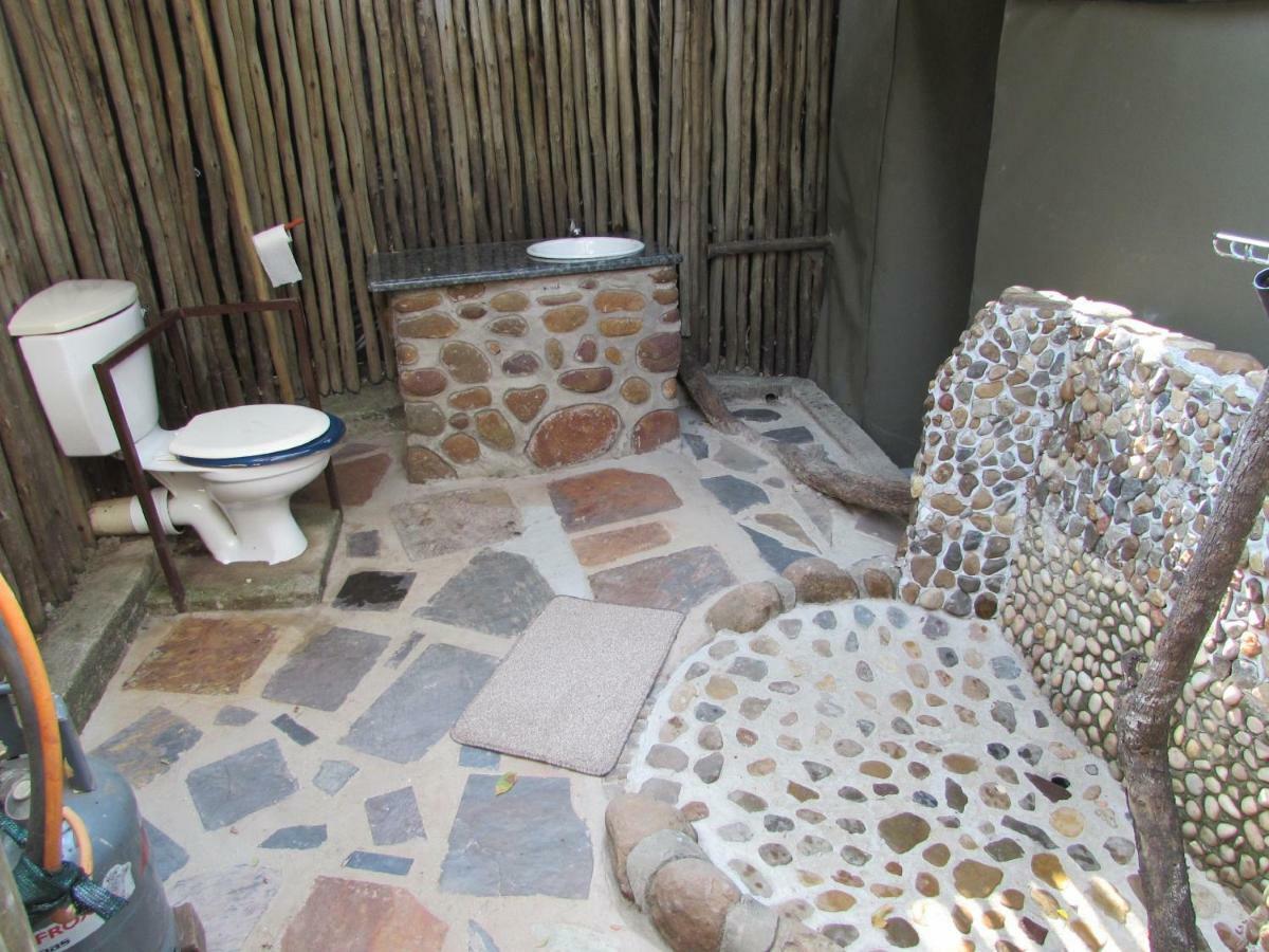 הודספרויט Amanzimlotzi Riverside Bush Camp מראה חיצוני תמונה